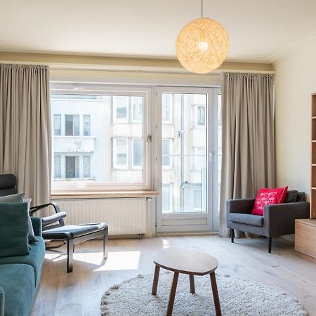 Helene, Appartement Vlakbij Het Strand Ostend Luaran gambar